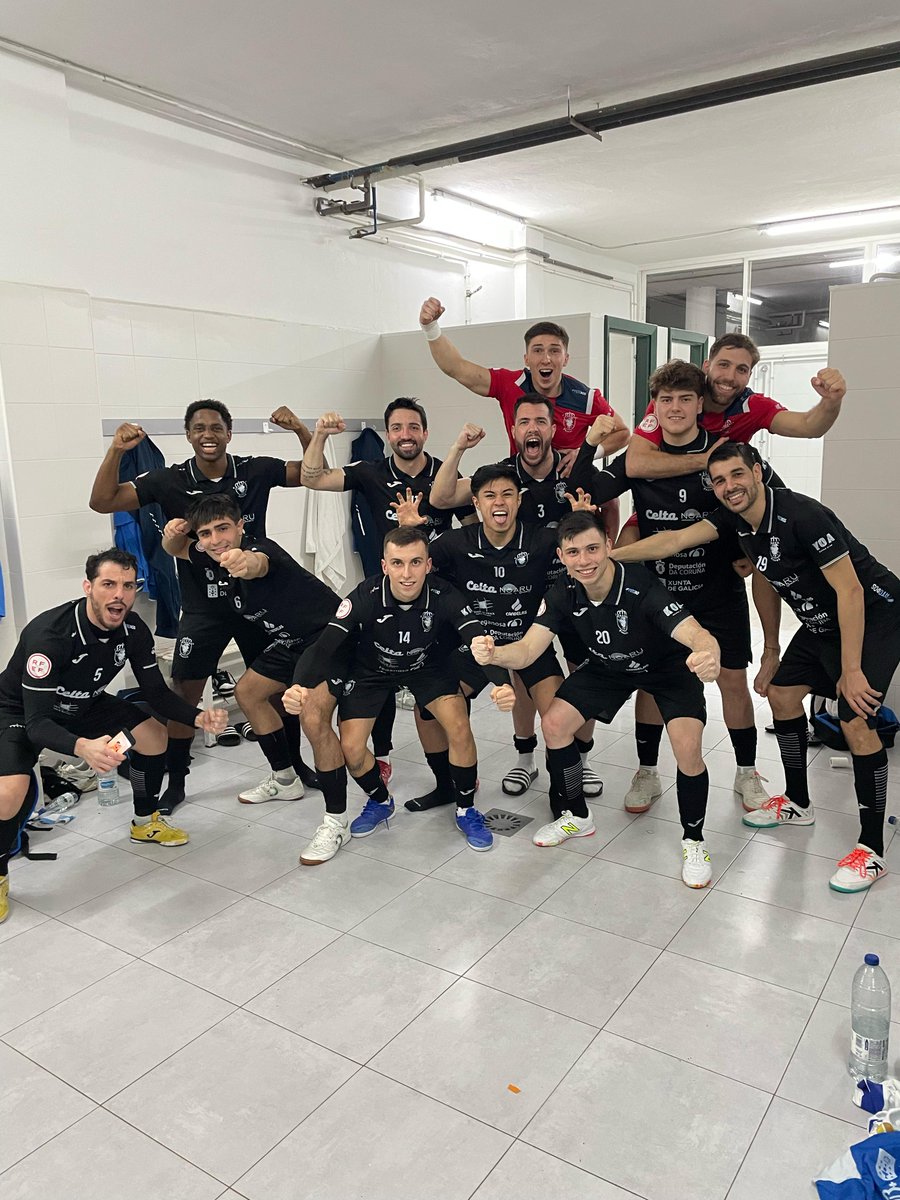 🤪 ¡𝗘𝗦𝗧𝗢𝗦 𝗧𝗜́𝗢𝗦 𝗘𝗦𝗧𝗔́𝗡 𝗖𝗢𝗠𝗣𝗟𝗘𝗧𝗔𝗠𝗘𝗡𝗧𝗘 𝗟𝗢-𝗖𝗢𝗦!

🔝 ¡Que llevan ya cuatro victorias seguidas... y quieren más!

😉 ¡Y aunque no lo decimos muy alto! ¡Estamos en playoff!