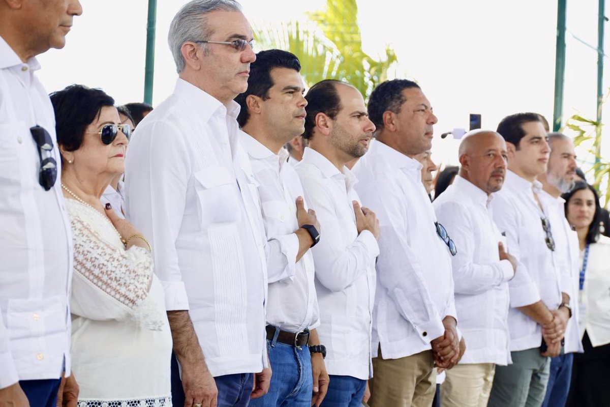 warnaudbisono's tweet image. ¡Lo mejor de Miches está por venir!

+300 litros por segundo
+RD$2,000 millones en inversión
Más empleos y oportunidades. 
Gracias al compromiso del presidente @luisabinader y al esfuerzo del equipo de @inapagob, este acueducto es una realidad.

💧#AguaParaMiches #AguaParaTodos…