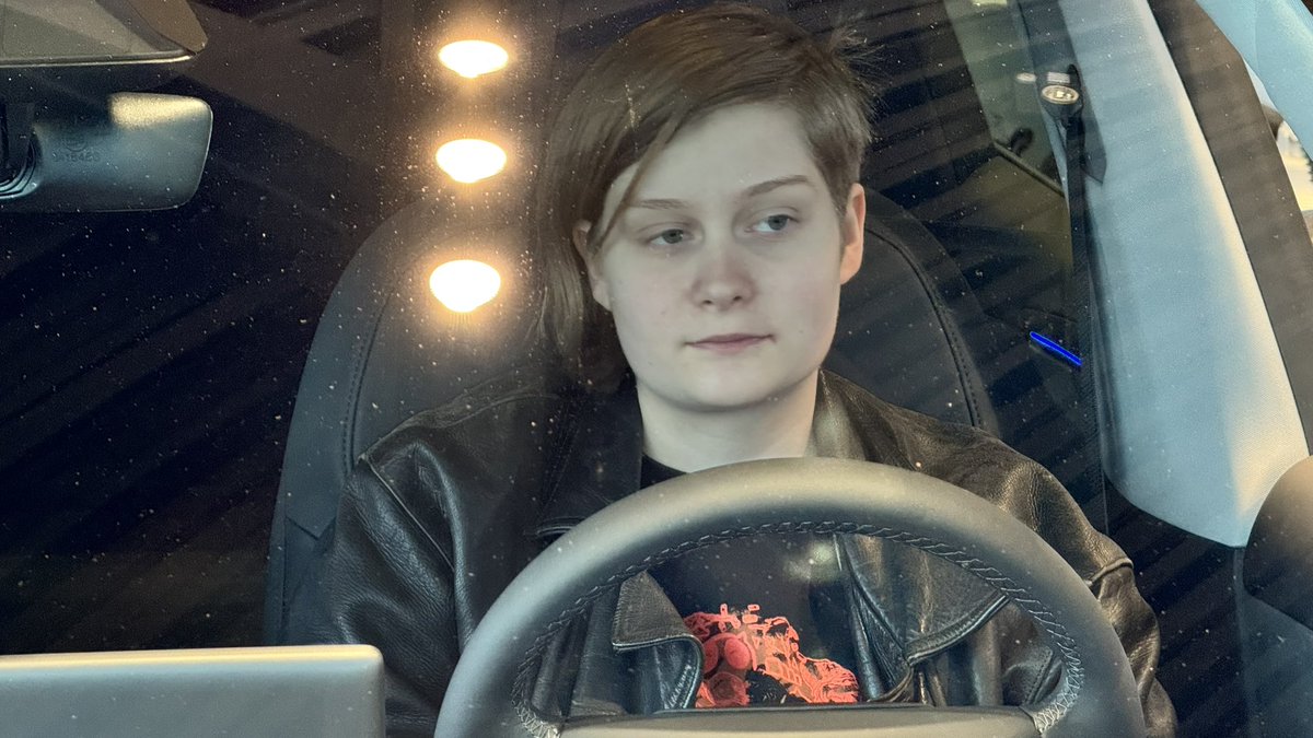 Jos van der Veen tweet media