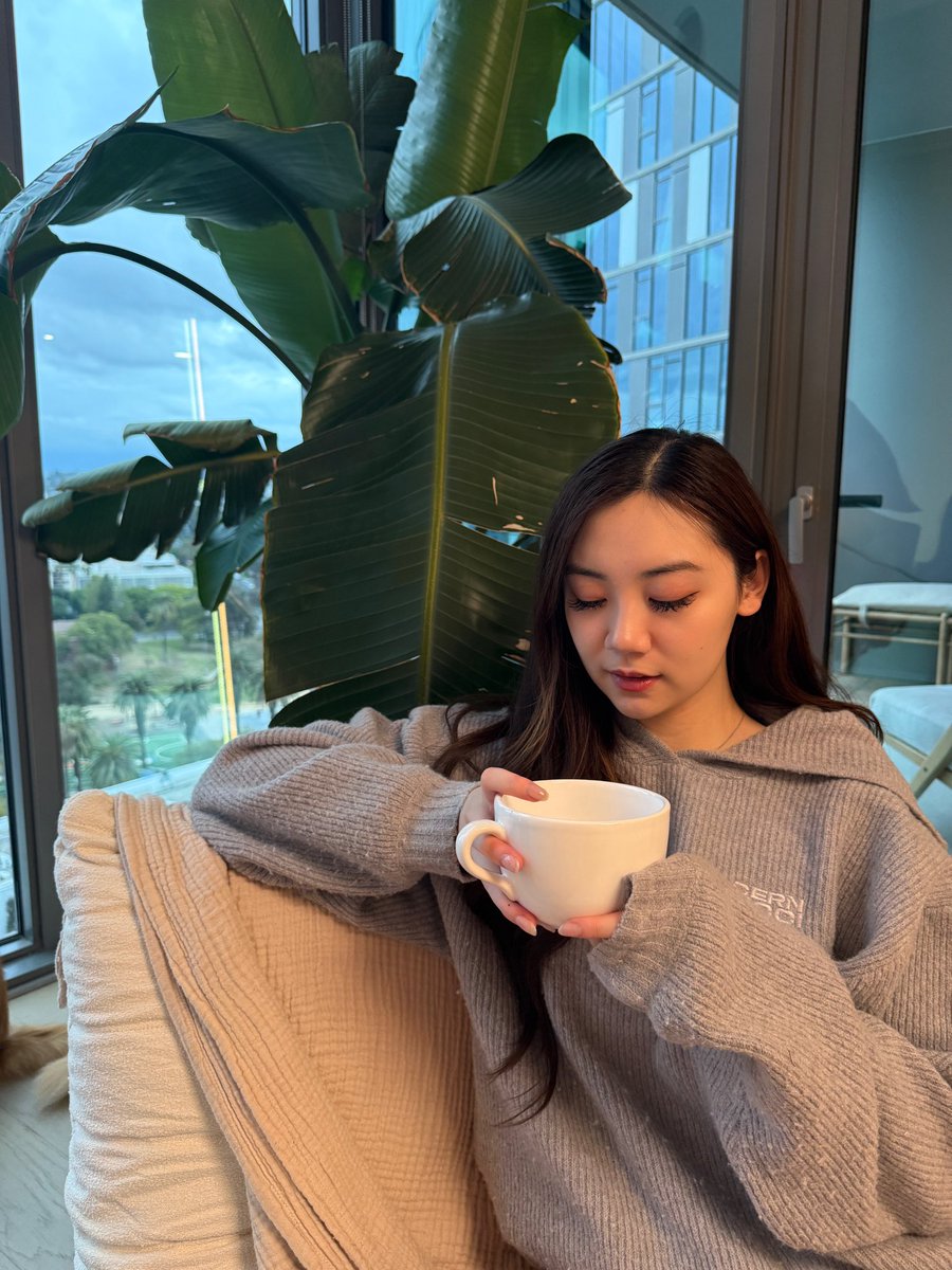 fanfan's tweet photo. eating out a girl should be called getting honourably discharged https://t.co/WdfhXyriaS