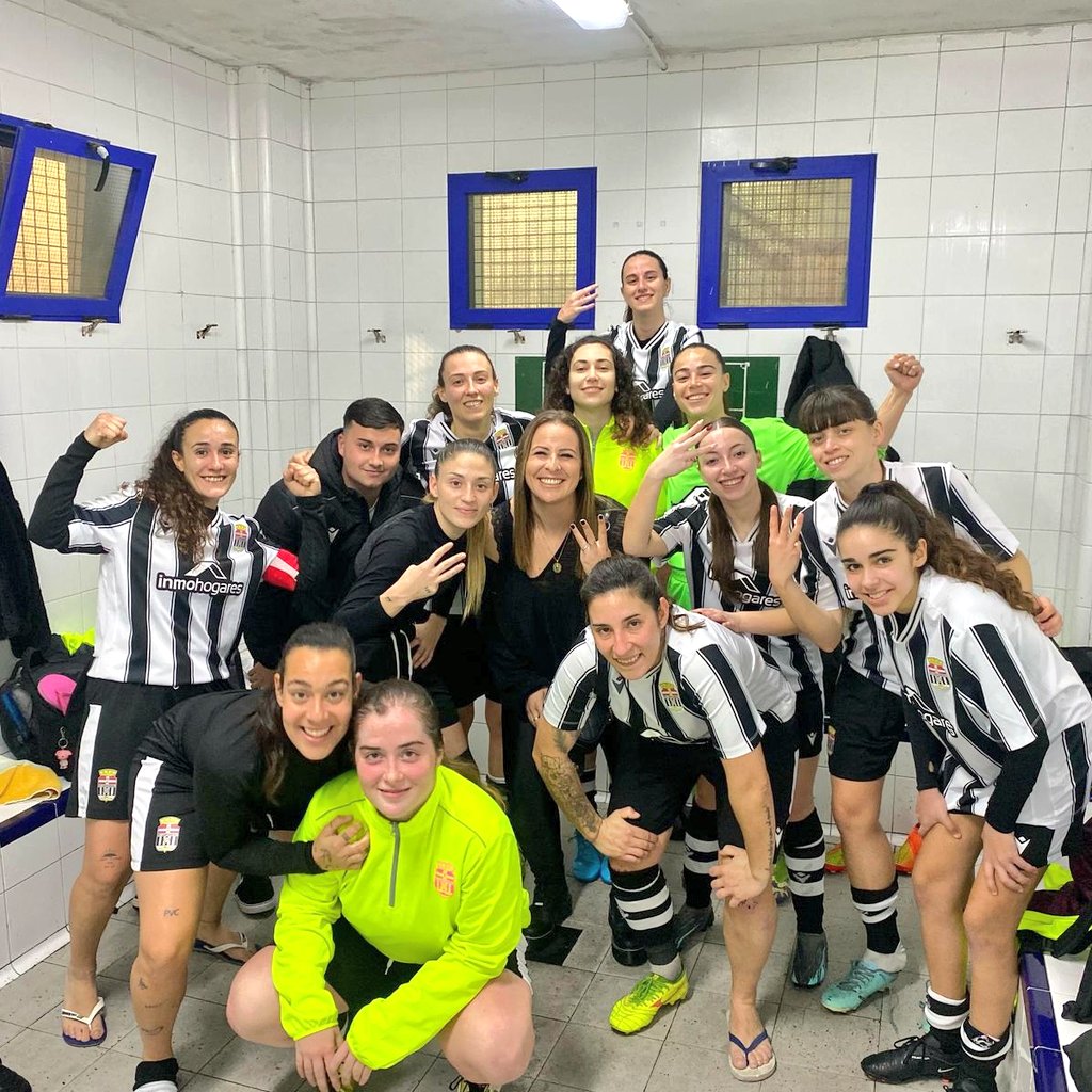 FCC_Cantera's tweet photo. ➕3️⃣💥🤍🖤

#CorrerYCreer https://t.co/p2tK6oZNa8