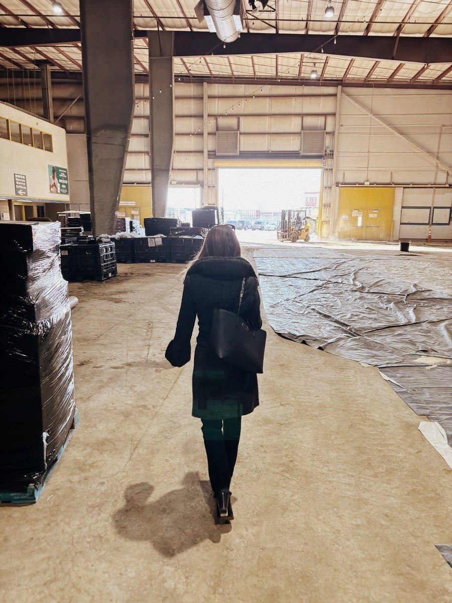 Meltem (@_m3ltem) on Twitter photo Calm before the festivities.
Doors open tomorrow.
See you all at <a href="/EthereumDenver/">ETHDenver ππ¦¬π¦</a> π¦π Calm before the festivities.
Doors open tomorrow.
See you all at <a href="/EthereumDenver/">ETHDenver ππ¦¬π¦</a> π¦π