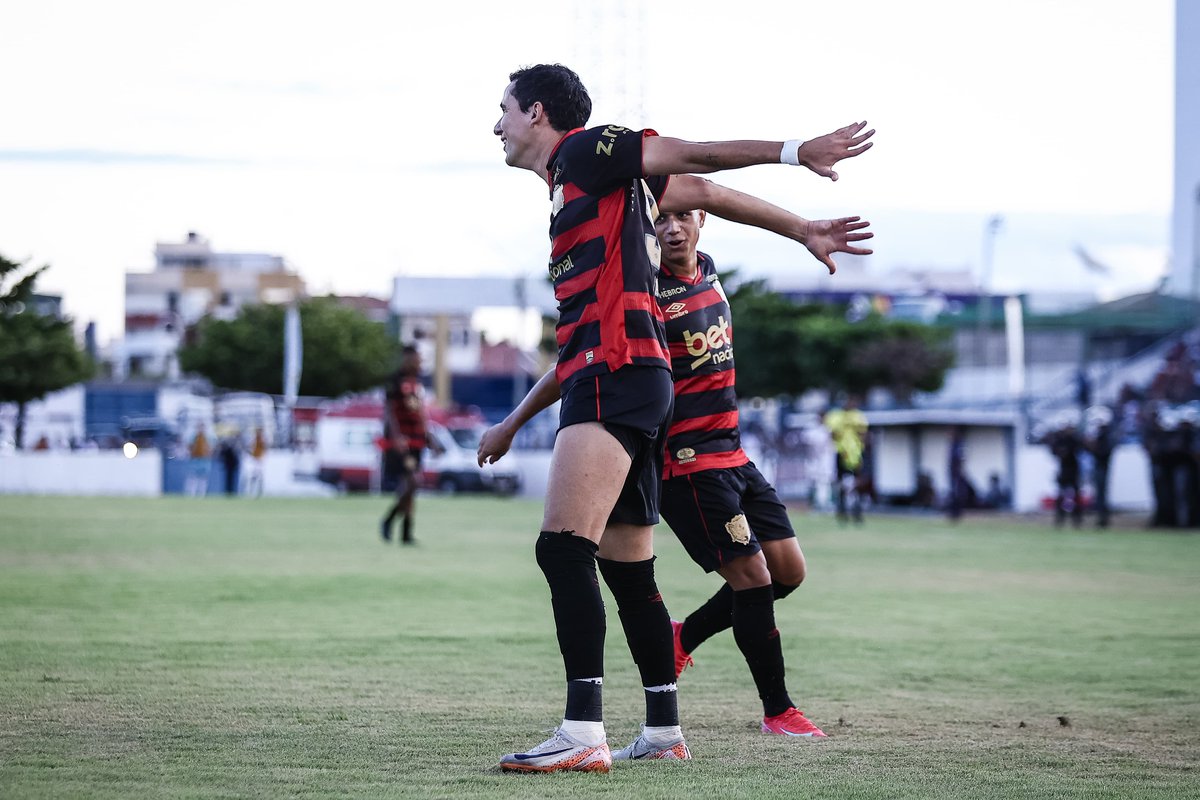 sportrecife's tweet image. 𝐒𝐈𝐈𝐈𝐈𝐈𝐈𝐔𝐔𝐔