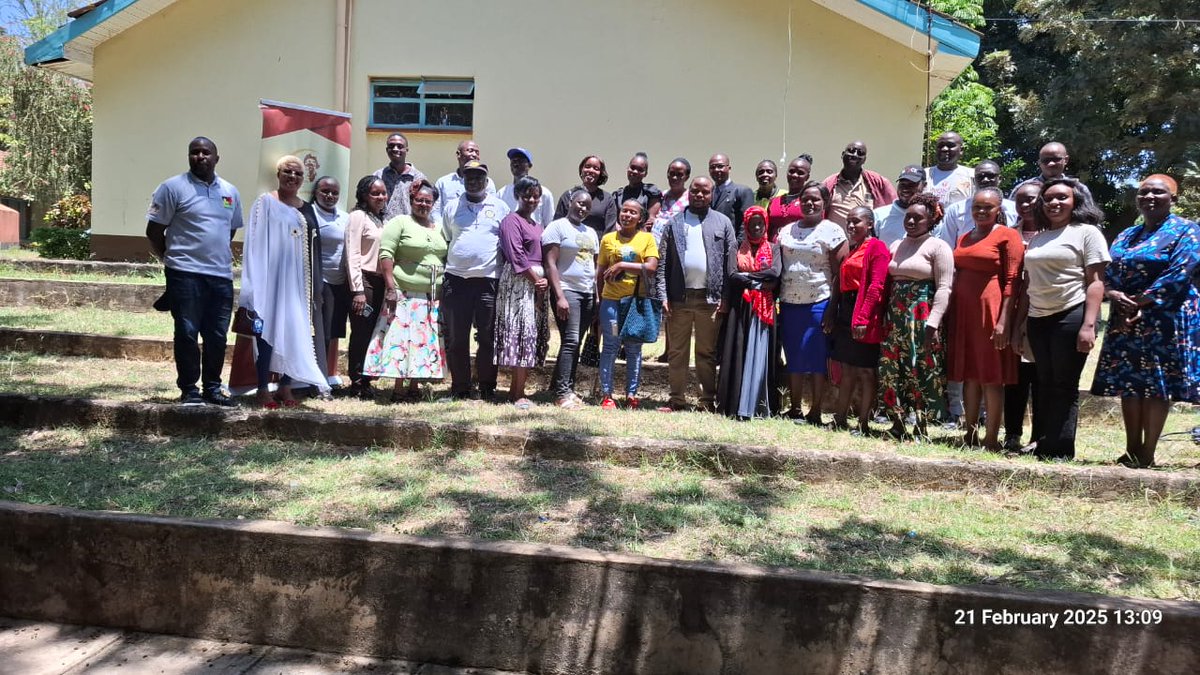 We also engaged in a powerful mixed-gender community forum organised by CREAW KENYA, amplifying voices on the realities of GBV in Kitui. From corruption to cultural barriers, we unpacked the challenges and explored solutions. Change starts with awareness and action! #StopGBV