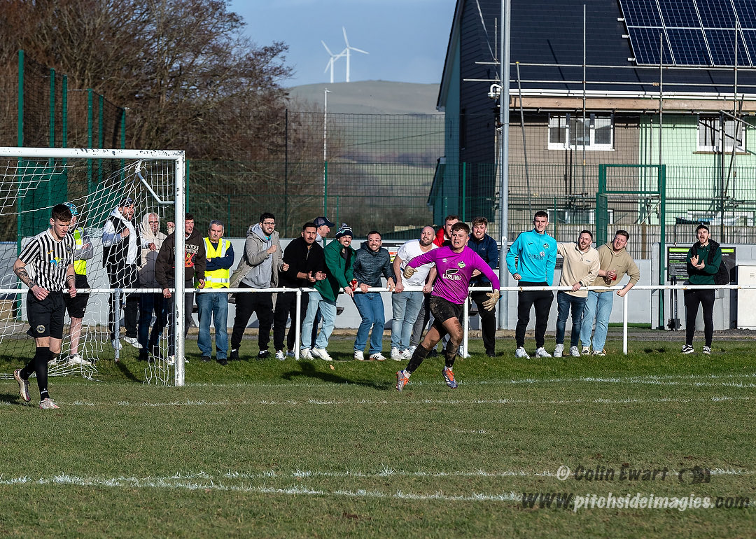 ColinEwart3's tweet photo. Full time - FAW Amateur Trophy 24/25 - Knockout Rounds  Bow Street FC vs Penygraig United FC on the 22 February  at Cae Piod, Bow Street    (Pic by Colin Ewart/Pitchsideimages) @BowStreetFC @PenygraigUnited @FAWales @CambrianNews Score 1-1 Bow St lost on pens 4-2
￼ https://t.co/Q6aqyXS7fd