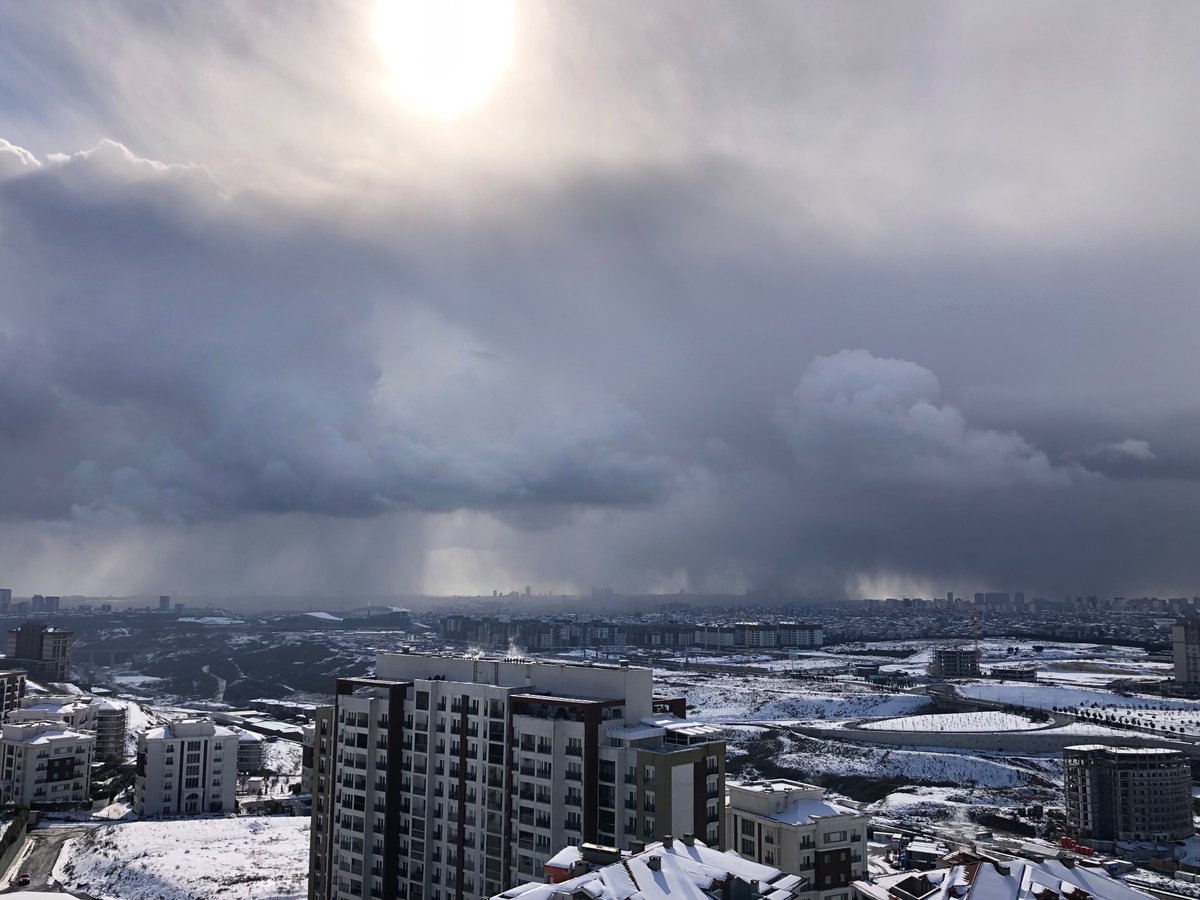 🖼️ Deniz Etkisi Kar (Sea Effect Snow)
📍 İstanbul
🗓️ 22/02/2025