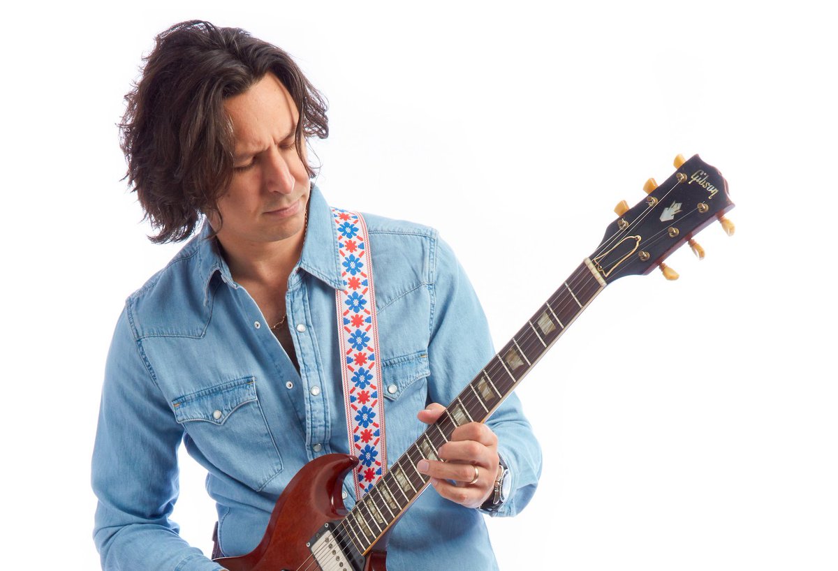Guitarist Davy Knowles returns to <a href="/B_StreetCentre/">Baker Street Centre</a> tonight! 
🚪 7pm
🎶 8pm
🎟️ bakerstreetcentre.com