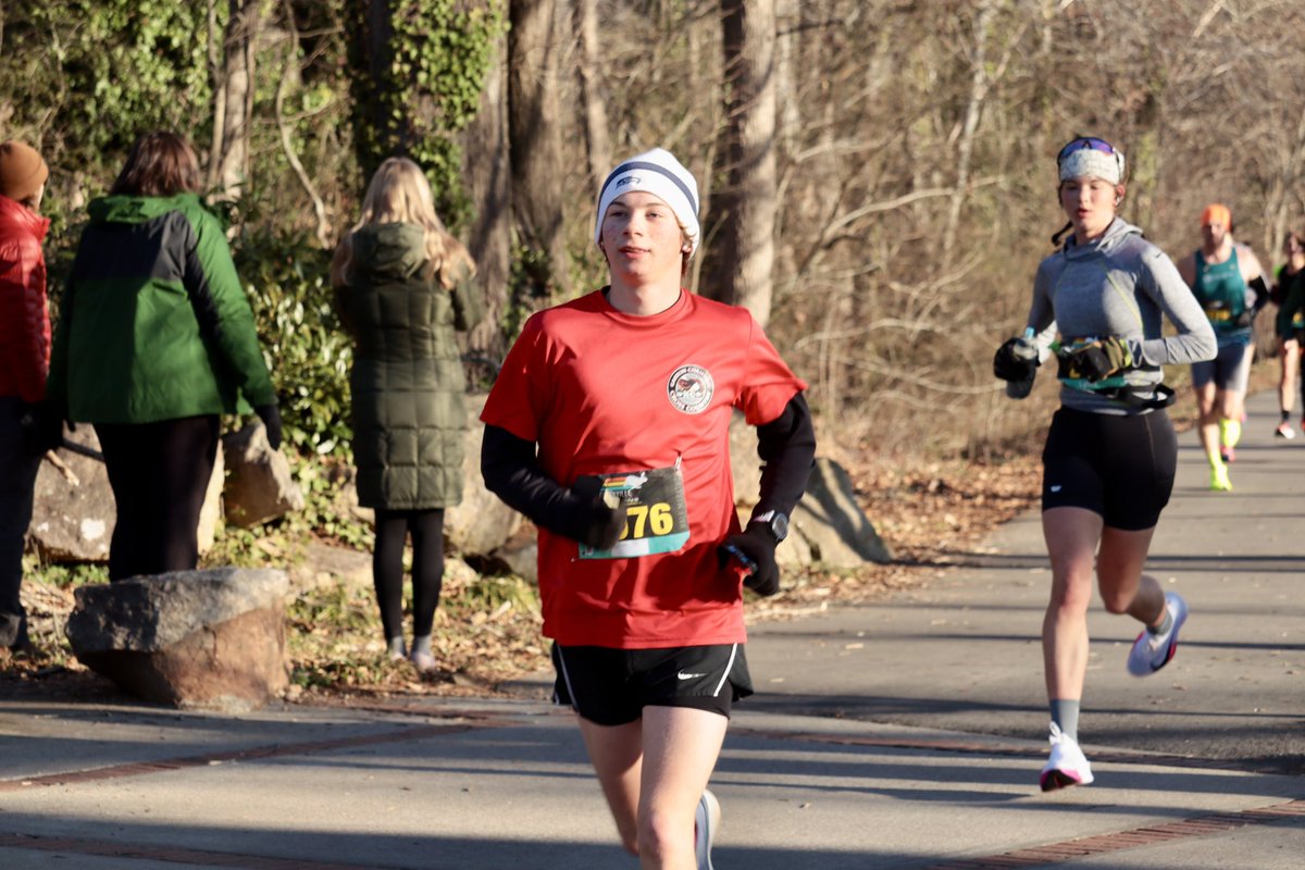 GcsRunning's tweet image. Congratulations to Carter Hoersch for completing his first Half-Marathon in a time of 1:27:48!!