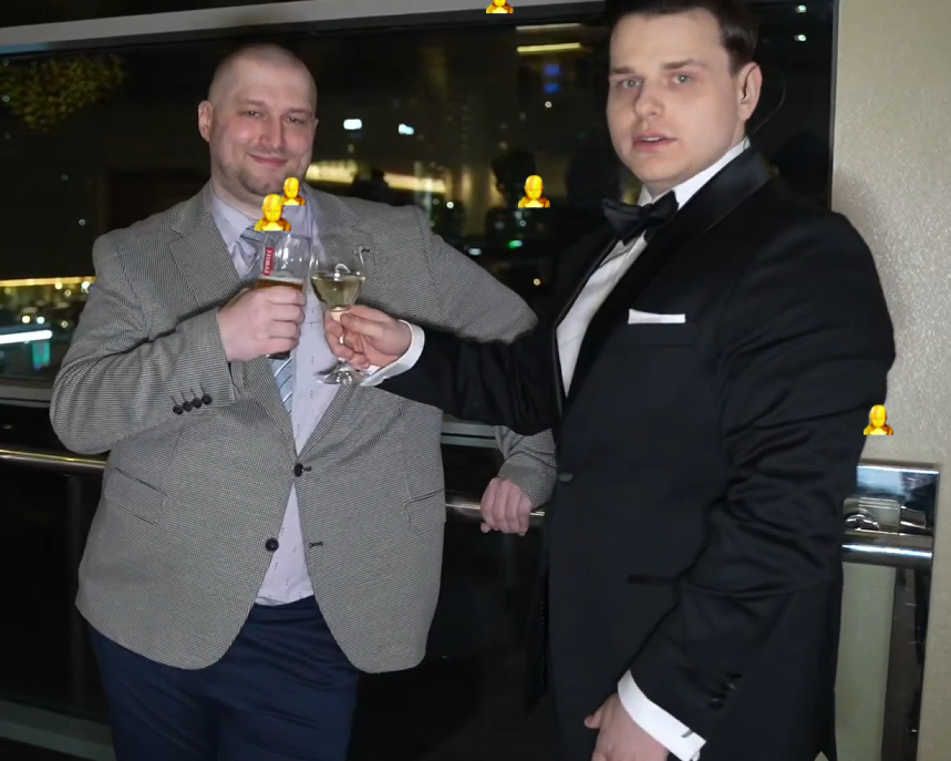 bitasmietanka_'s tweet photo. Prezesi #złoteantosie https://t.co/VcyJ9N8FlL