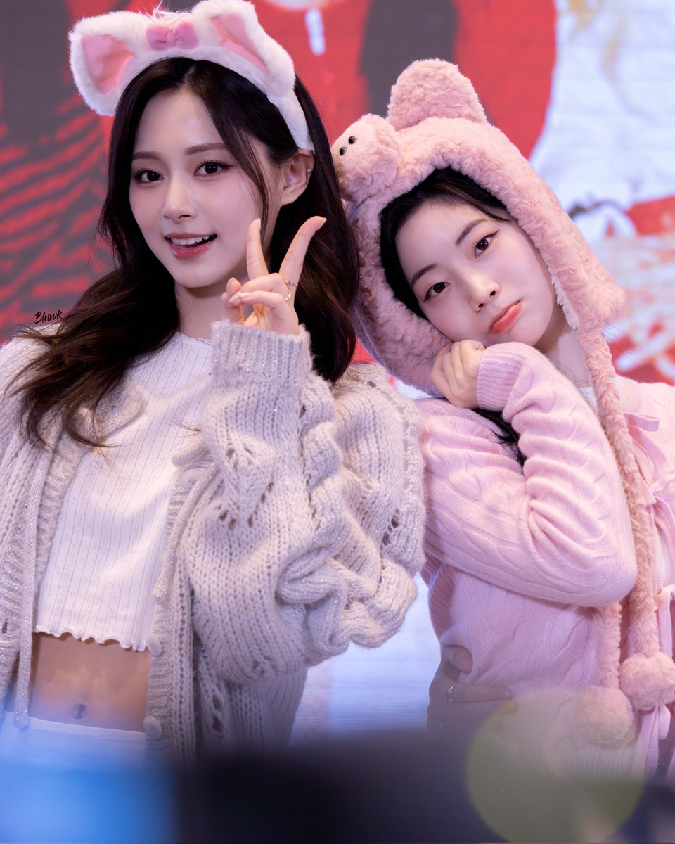 blnwk's tweet image. 250222

#다현 #DAHYUN 
#쯔위 #子瑜 #TZUYU 
#트와이스 #TWICE