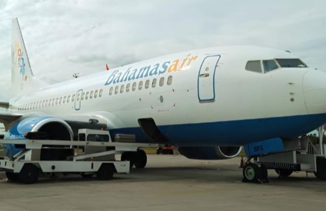 Este viernes las autoridades de Bahamas devolvieron a #Cuba  15 migrantes irregulares por el Aeropuerto Internacional José Martí. Con esta operación, suman 10 devoluciones en el presente año con 192 personas retornadas.