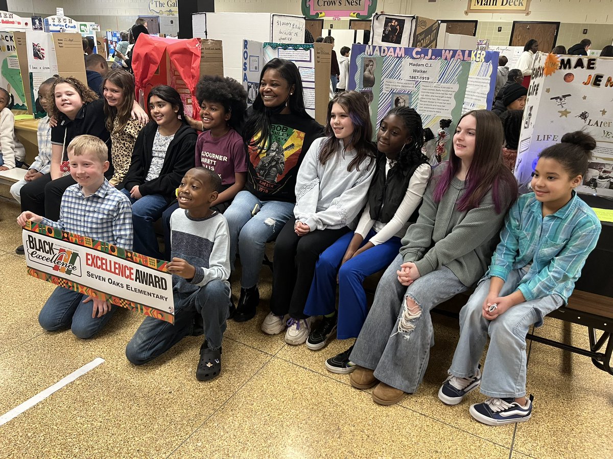 Robin Busick tweet media