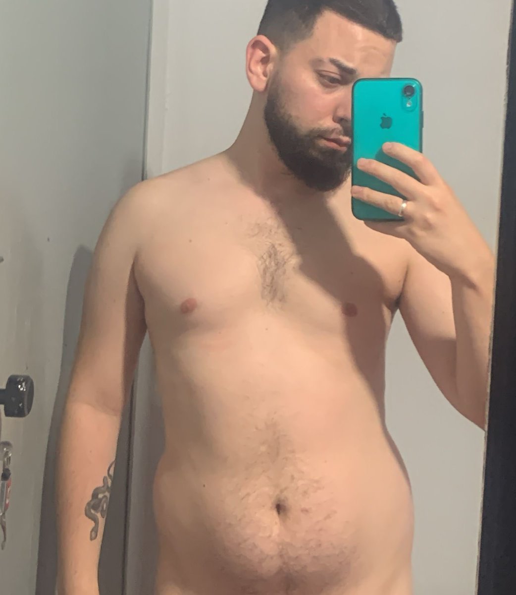imluike's tweet photo. Perdi 4 quilos n cheguei onde queria mas vou me manter no foco pra chegar no meu objetivo ☺️
63/ 59 https://t.co/T6XBhU0aRJ