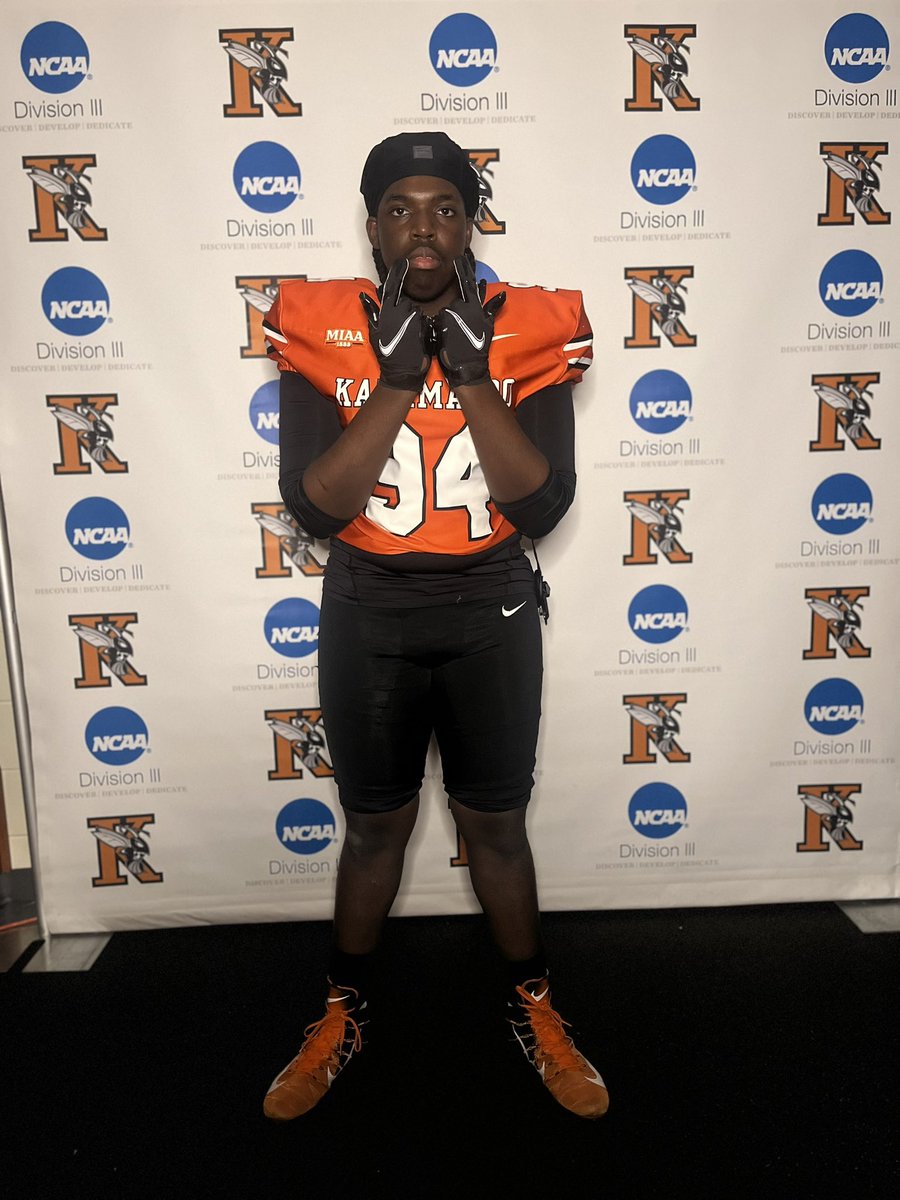 𝙍𝙤𝙣𝙖𝙡𝙙 𝙇𝙖𝙬𝙧𝙚𝙣𝙘𝙚 ✞ (@ronjlawrence) on Twitter photo i had an extremely great time at Kalamazoo official visit!!! they showed a lot of hospitality and love, thank you!
<a href="/CoachZorboKZOO/">Coach Zorbo</a> <a href="/KzooFootball/">Kalamazoo College Football</a> <a href="/CoachCWhitehead/">Clay Whitehead</a> <a href="/coachmattjohn/">Matt Johnston</a> <a href="/DetKingFootball/">Detroit King Football</a> i had an extremely great time at Kalamazoo official visit!!! they showed a lot of hospitality and love, thank you!
<a href="/CoachZorboKZOO/">Coach Zorbo</a> <a href="/KzooFootball/">Kalamazoo College Football</a> <a href="/CoachCWhitehead/">Clay Whitehead</a> <a href="/coachmattjohn/">Matt Johnston</a> <a href="/DetKingFootball/">Detroit King Football</a>