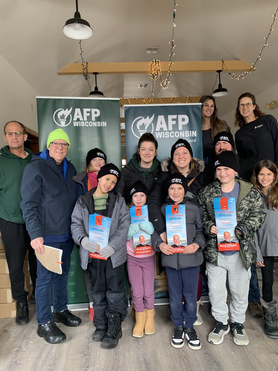meganjnovak's tweet image. Wisconsin’s future is on the line. 

It’s why we have generations of families coming out to help us canvass for Brad Schimel. 

Save our state. Save our country. Vote Brad Schimel on April 1st.