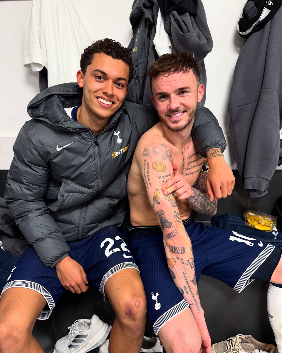 Johnson again ole oleeeee. Coyssss🤍💛💚