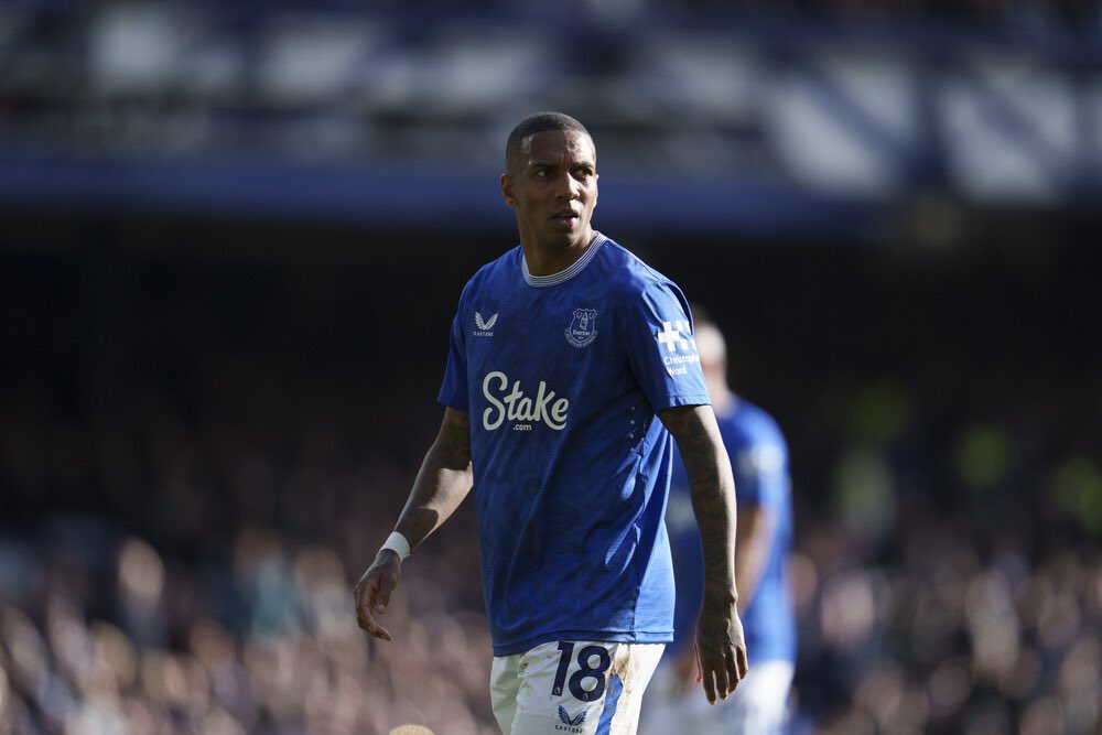 A point’s a point, onwards and upwards! 

Decisions, Angles 👀🤷🏾‍♂️ “I prefer not to speak, if I speak I am in big trouble“ UTFT 💙