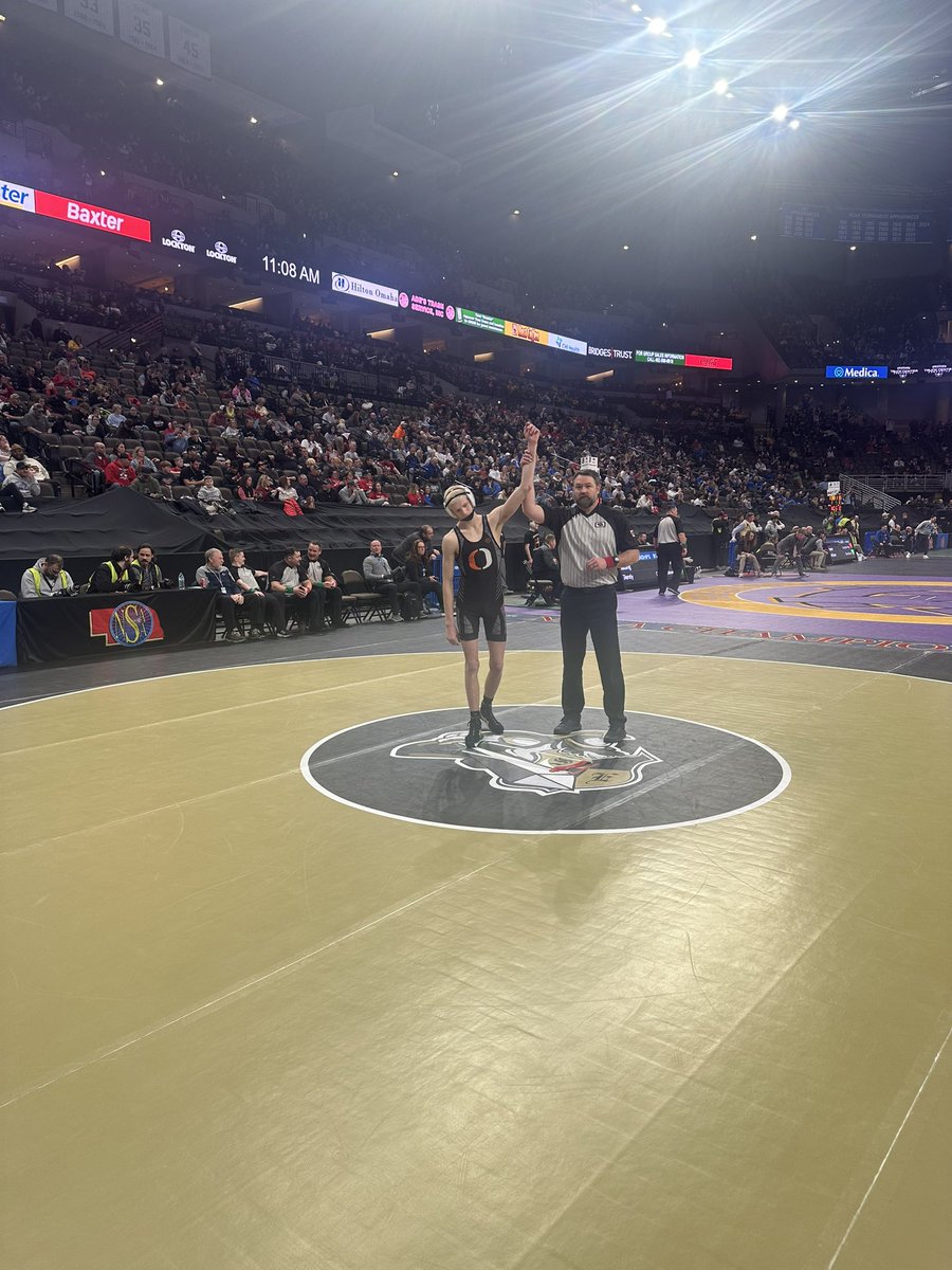 Cole Karlin recieves a medical forfeit and will earn the 5th place medal. Great season Cole. Keep up the grind kid!!! #orangmenwrestling