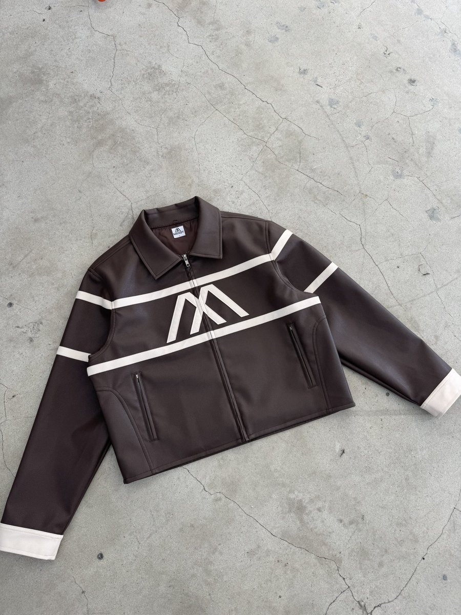 rated_mg's tweet photo. JUST DROPPED: Faux-leather cropped jacket available online now !

ready to ship!
https://t.co/21aIg3oYEv https://t.co/8rm2WdUne2