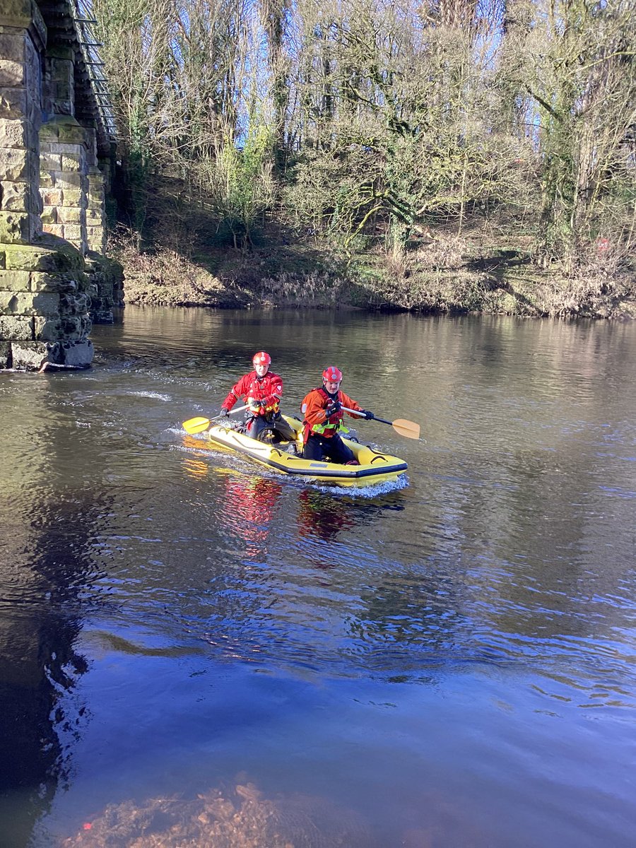 Green Watch spent the morning in Caton out on the River Lune, practicing water rescue techniques and using our sled. ☀️
The crew has 3 new water rescue technicians so it’s important to expose them to real life situations. 🦦🦆🏊