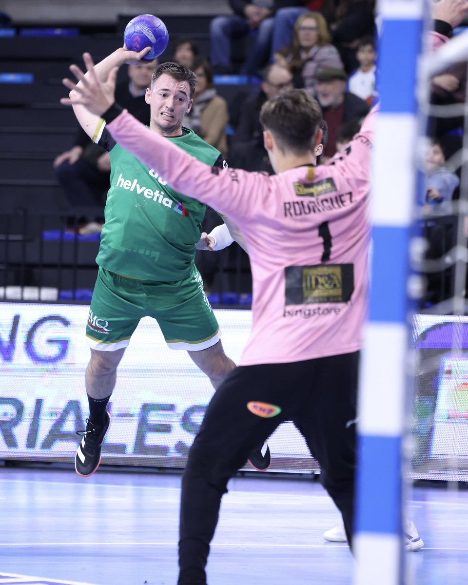 🔥 ¡<a href="/BMGranollers/">BM Granollers</a> retiene los ✌🏽 puntos en su hogar!

⚪️🔵 Triunfo vallesano sobre <a href="/AnaitasunaBM/">ANAITASUNA</a> (36-31) que permite a los pupilos de <a href="/Rama_Antonio/">Antonio Rama</a> ascender a la tercera plaza con 24 puntos 

📸 Xavier Solanas 

#️⃣ #EscuelaDeTalento