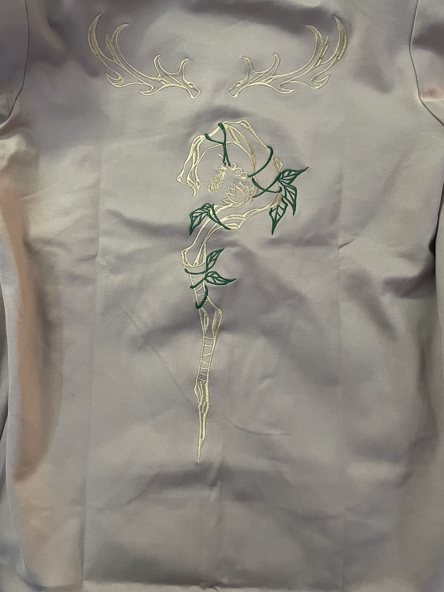 I’m in LOVE with my new cardigan from <a href="/TorokamiApparel/">TOROKAMI</a> that arrived today! Druid has always been my favourite class (although I haven’t played one yet other than in BG3🫢) &amp; I just knew I NEEDED this cardigan!!