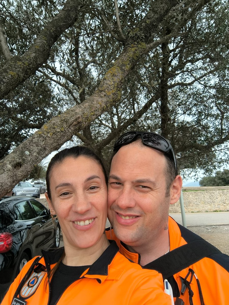 GabyFar86's tweet photo. Hoy evento con PC estrenando botiquín gracias a @SAMU061IB siempre con la mejor compañía!!!! Gracias samu061 por vuestra aportación. https://t.co/j9xtGiR06A