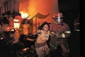Presos por deflagración en Villa el Salvador: 0
Presos por derrame de Repsol: 0
Presos por incendio de Larcomar: 0
Presos por incendio en Mesa Redonda: 0
Presos por caída del puente en Chancay: 0
Presos por caída de techo en Real Plaza… ya saben la tendencia