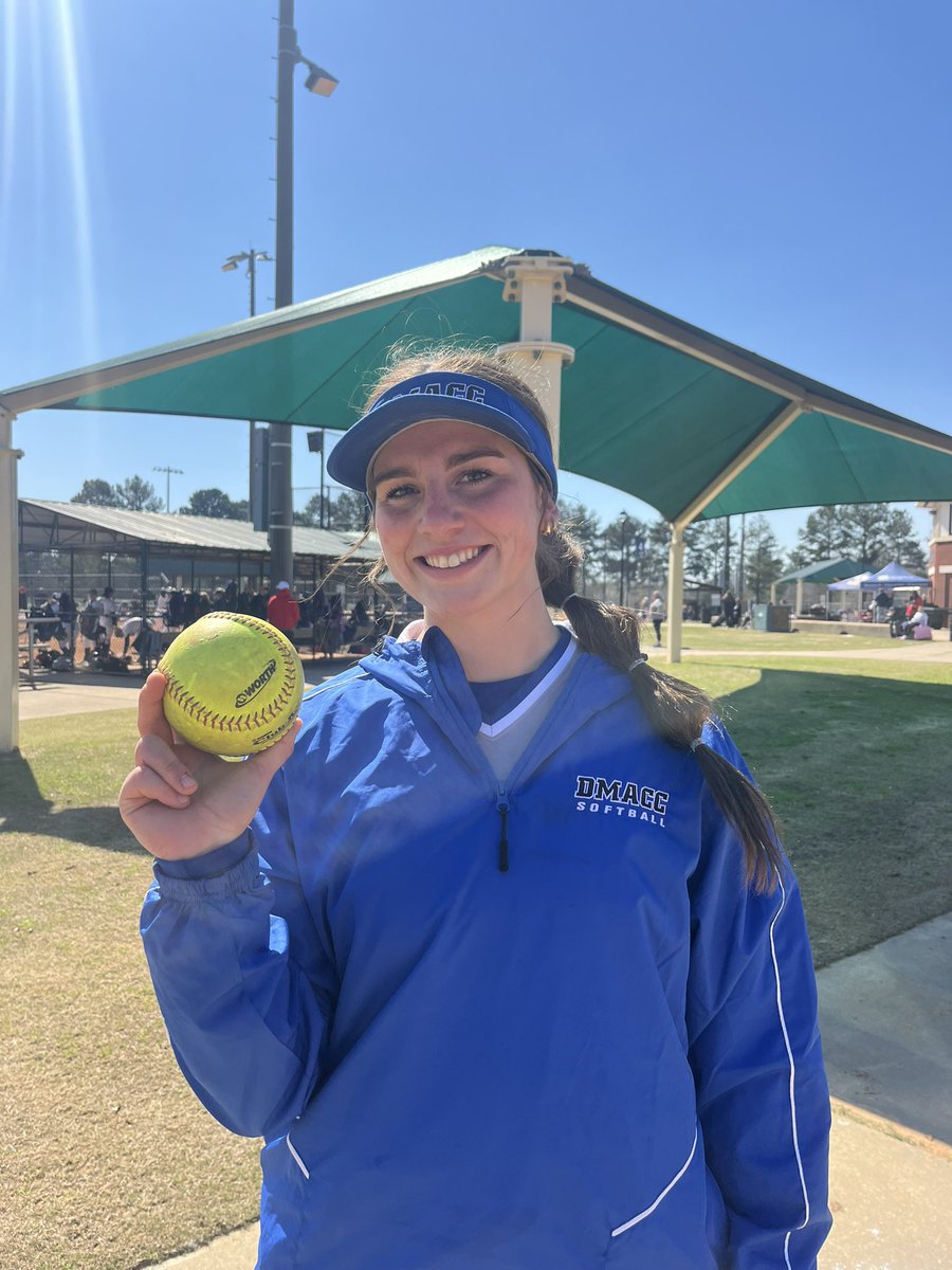 DMACC Softball (@dmaccsoftball) on Twitter photo ‼️NO HITTER‼️
Kierra Jungers with her first career no hitter against Southeastern Illinois!
In her two wins at the lead off classic she hasn’t given up a single run! Let’s go Kierra!
#GoBears🥎🐻
<a href="/BobLigouri/">Bob Ligouri</a> ‼️NO HITTER‼️
Kierra Jungers with her first career no hitter against Southeastern Illinois!
In her two wins at the lead off classic she hasn’t given up a single run! Let’s go Kierra!
#GoBears🥎🐻
<a href="/BobLigouri/">Bob Ligouri</a>