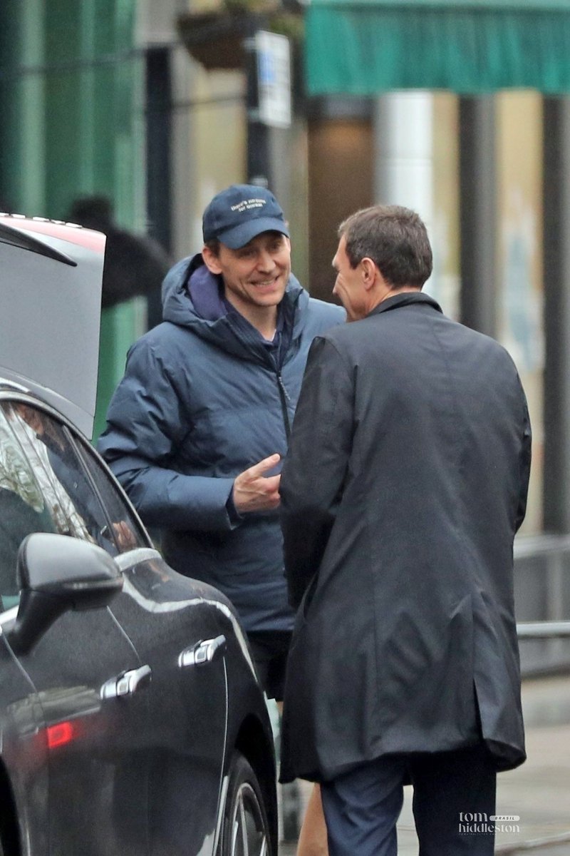 Tom Hiddleston Brasil • Mídias tweet media