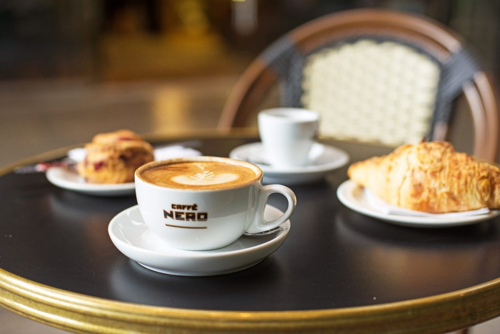 DarienBOR's tweet photo. Cozy up this winter at Caffé Nero! Caffé Nero serves freshly roasted coffee, baked goods, salads, and sandwiches in a stylish atmosphere.

#townofdarien #caffenero #darienboardofrealtors #shoplocaldarien #darienfood #eatindarien #coffee https://t.co/OdneUTQTRb