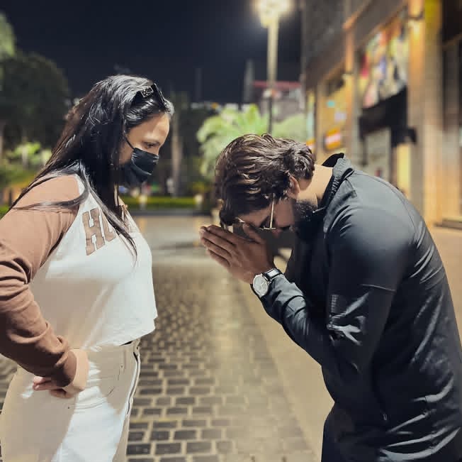 dearr_dikssha5's tweet image. प्यार में 3 चीजें बहुत जरूरी है
-रूठना
-मनाना
और मान जाना...❣️
#Pyar