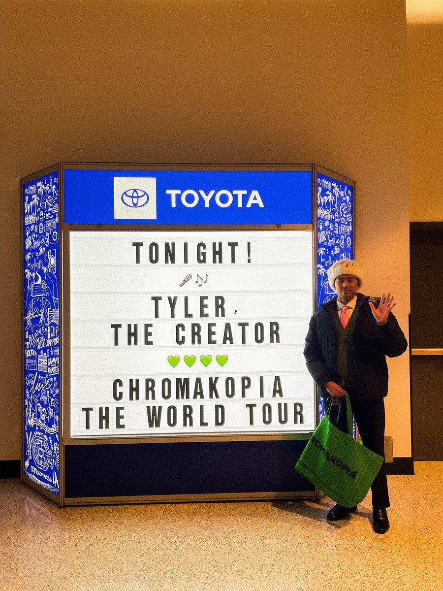 Cruzader1993's tweet photo. 💚 #Chromakopia https://t.co/P7vfir6f6E