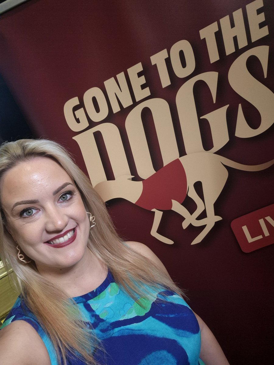 DaniVJackson's tweet photo. Ready for the next @GTTDPodcast Live! from @Monmoredogs 😁 

I hope you're tuning in... https://t.co/cuOxIy4ox6 https://t.co/TFBaYh8qbV