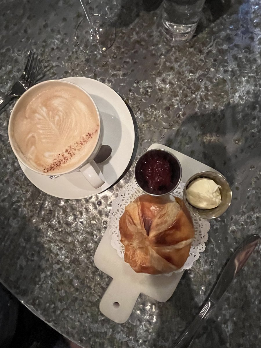 Joanne James Russell tweet media