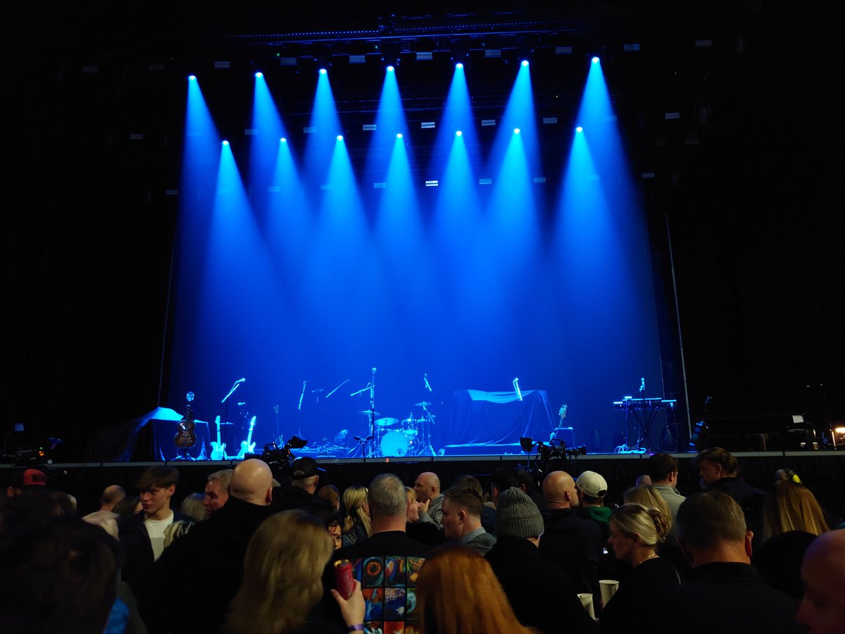 Snow Patrol this evening