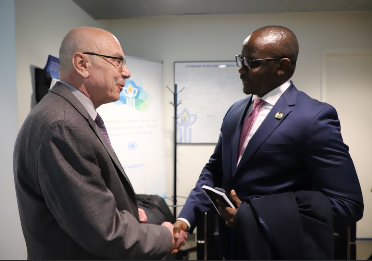 United Nations Office of Counter-Terrorism (@un_oct) on Twitter photo USG Voronkov met with <a href="/KenyaMissionUN/">Permanent Mission of Kenya to the UN 🇰🇪 🇺🇳</a> Ambassador <a href="/eelokaale/">Amb. Ekitela Lokaale</a> to discuss ongoing and future #CounterTerrorism & #PCVE collaboration in #EastAfrica. He thanked #Kenya for hosting the <a href="/UN_OCT/">United Nations Office of Counter-Terrorism</a> Programme Office in Nairobi.
#UNiteToCounterTerrorism USG Voronkov met with <a href="/KenyaMissionUN/">Permanent Mission of Kenya to the UN 🇰🇪 🇺🇳</a> Ambassador <a href="/eelokaale/">Amb. Ekitela Lokaale</a> to discuss ongoing and future #CounterTerrorism & #PCVE collaboration in #EastAfrica. He thanked #Kenya for hosting the <a href="/UN_OCT/">United Nations Office of Counter-Terrorism</a> Programme Office in Nairobi.
#UNiteToCounterTerrorism