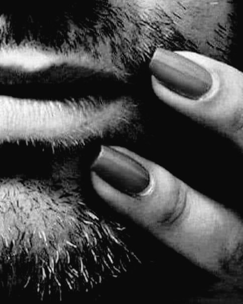 DEKINGLS's tweet photo. Que no Acabe esta Noche
Dios, que no Acabe Nunca
Riendo... ente Los Neones
Y Bajo La Luz... de La Luna 

Que sea una Noche Eterna
Besos que van... a La Cuna 
Cantando... somos 2 Soles 
La Felicidad... nos Alumbra 

#BuenasNoches 
Dulces Sueños 💫

#SoyPintorDeLetras ✒️❤️‍🔥🌹 https://t.co/z4NcnkLsQ9