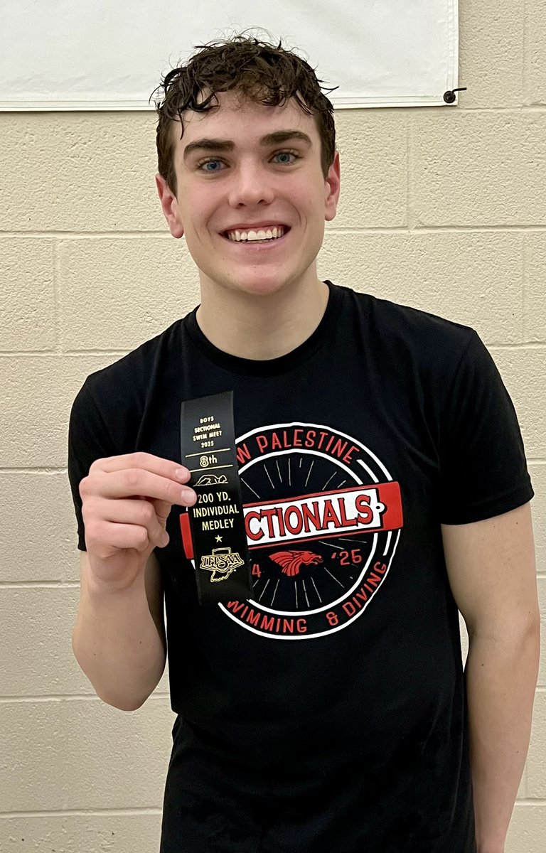 200 yard IM:

Reese Cox finishes 5th in a time of 2:04.95.

Dawson Lynch swims a 2:06.68, for a 6th place finish. 

Blake Hurst comes in 8th with a 2:10.66. 

Great job, gentlemen!!!