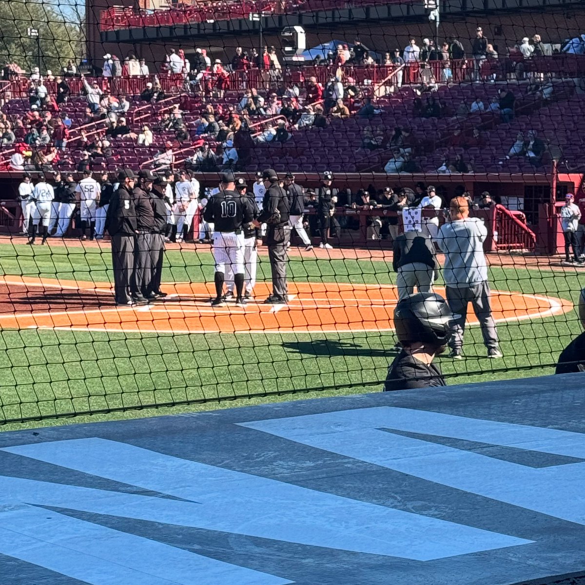 Pluvlaw's tweet image. Actually, it’s pronounced “mill-e-wah-que” which is Algonquin for “the good land.”

#GoCocks #beatmilwaukee