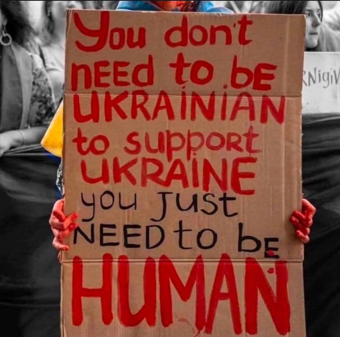 I’M WITH UKRAINE 🇺🇦