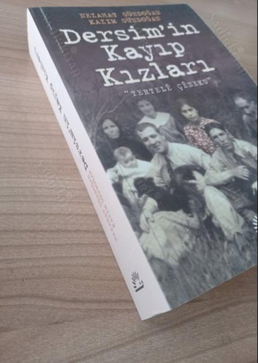 hatipoglufatihx's tweet photo. “Gözleri ciğerlerime saplandı “ 

😔👇🏻👇🏻👇🏻 mutlaka okuyun https://t.co/AiIbJ9EDCk