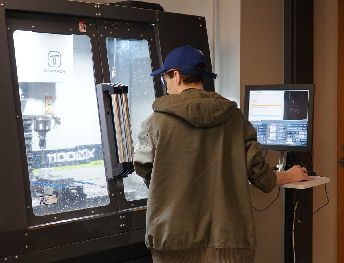 SparTechs834 tweet media