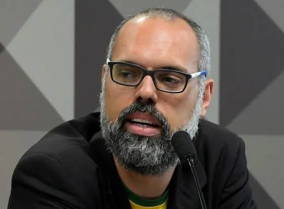 NewsLiberdade's tweet image. 🚨URGENTE - Allan dos Santos tem dados removidos de sistema da Interpol