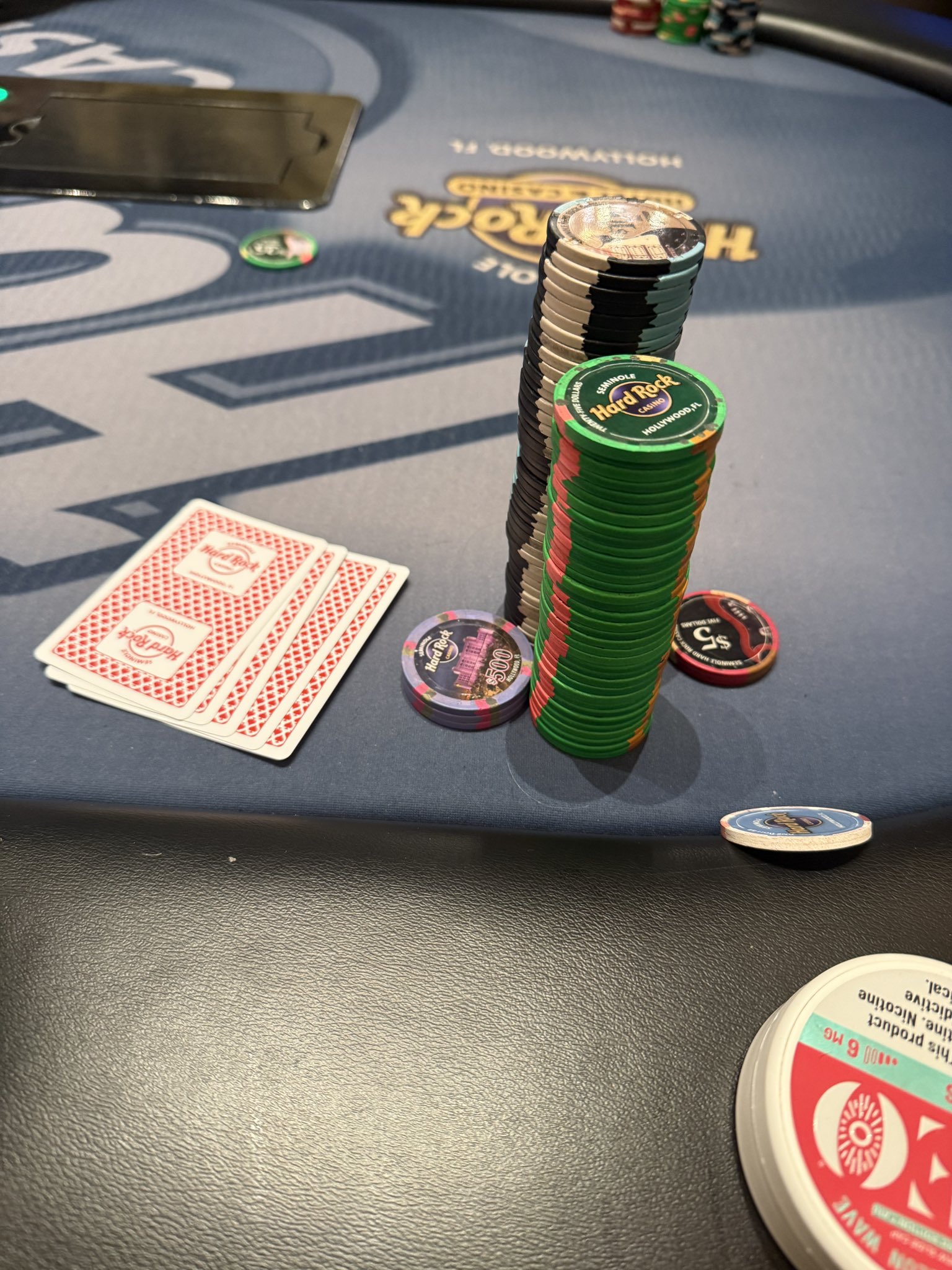 5 card plo last night https://t.co/OCswDMDZ2m