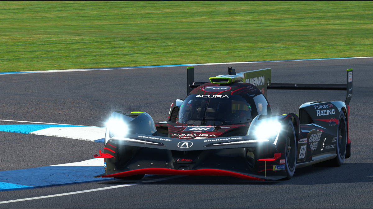 PODIUM FOR THE 54! 

🥉P3 for Car 54 with the fastest lap of the race, on the last lap! 

and a P4 for the 88 after a wing change 

A successful first event for both teams, we know set off to South America and Interlagos for round 2 on April 12! 🇧🇷