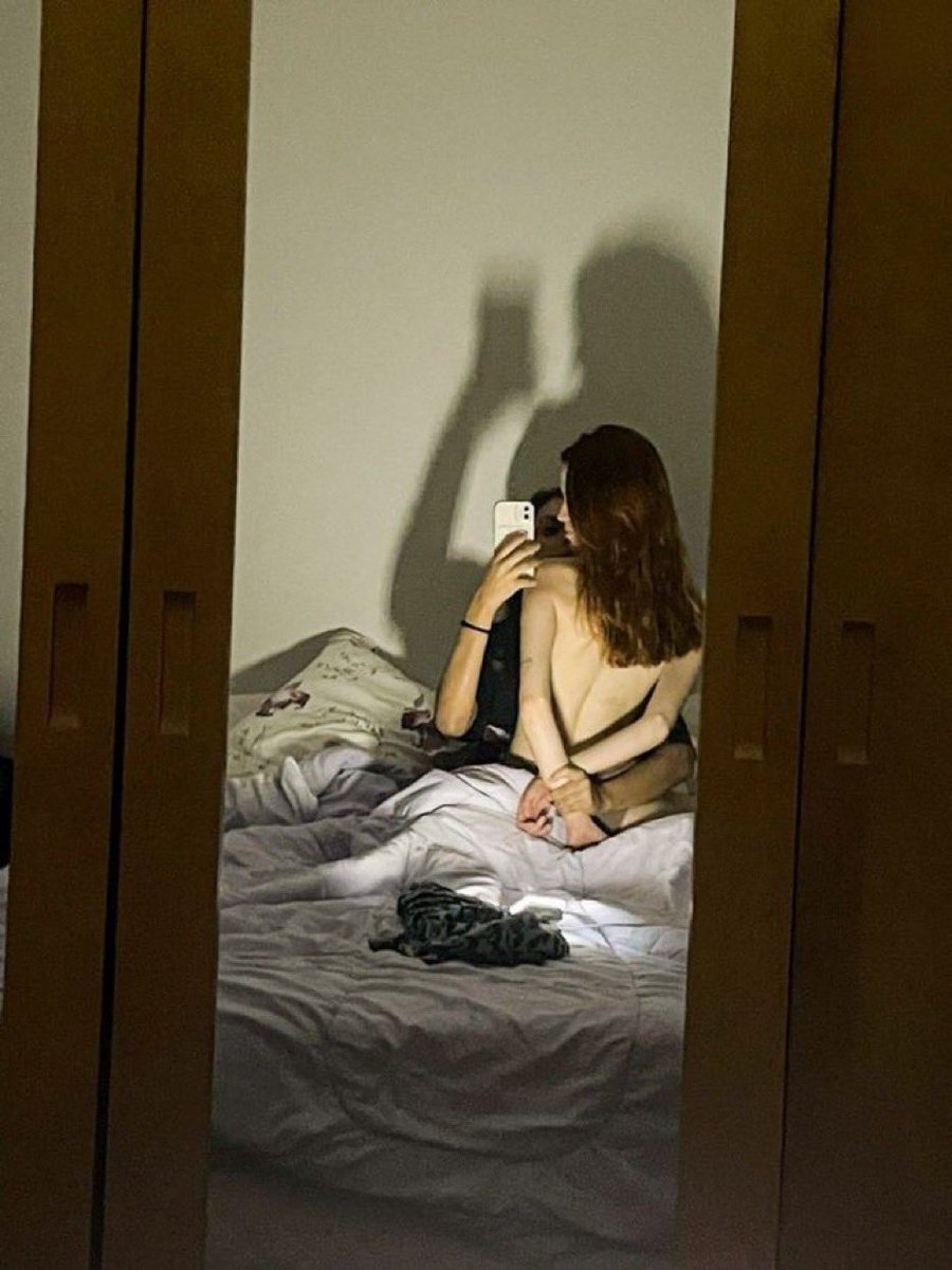 women loving women (@wlwpicz) on Twitter photo 