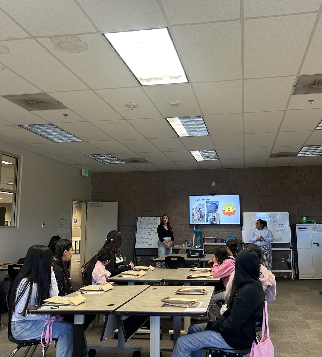 Aracely Zavala-Ramirez 💚 (@aracelyzavala19) on Twitter photo Thank you GHGH for welcoming our GUSD students 💛 Our participants are excited to learn about self care, wellness & self love! Girls Health in Girls Hands 🩷 #GHGH #LookingBeneathTheSurface 🫧 <a href="/MsSandraRocha/">Sandra Rocha</a> <a href="/VillagomezMyra/">Myra Villagomez</a> <a href="/OakBrownBears/">Oak Avenue Elementary School</a> <a href="/GUSDFACE/">GUSD - Family And Community Empowerment</a> Thank you GHGH for welcoming our GUSD students 💛 Our participants are excited to learn about self care, wellness & self love! Girls Health in Girls Hands 🩷 #GHGH #LookingBeneathTheSurface 🫧 <a href="/MsSandraRocha/">Sandra Rocha</a> <a href="/VillagomezMyra/">Myra Villagomez</a> <a href="/OakBrownBears/">Oak Avenue Elementary School</a> <a href="/GUSDFACE/">GUSD - Family And Community Empowerment</a>