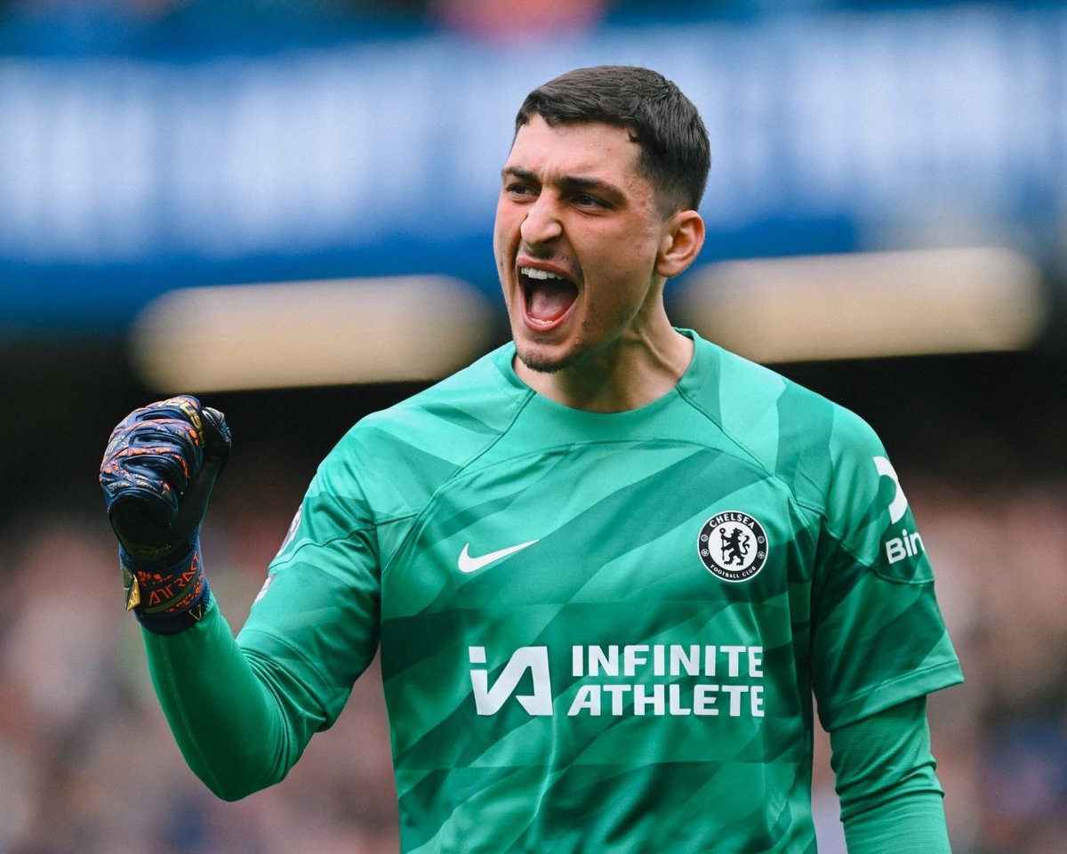The best goalkeeper Chelsea have is currently on loan at Strasbourg. Make it make sense.
