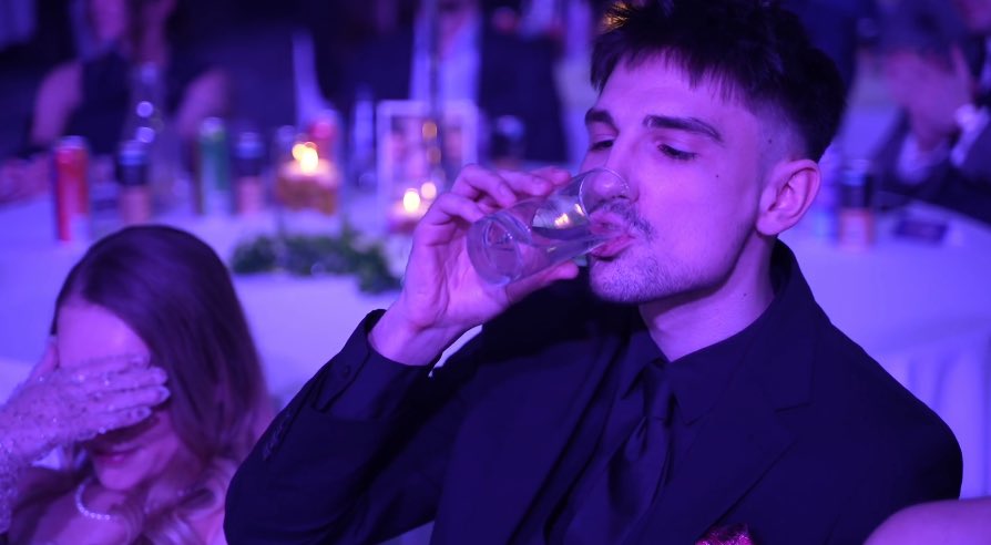 patka༉‧₊ tweet media